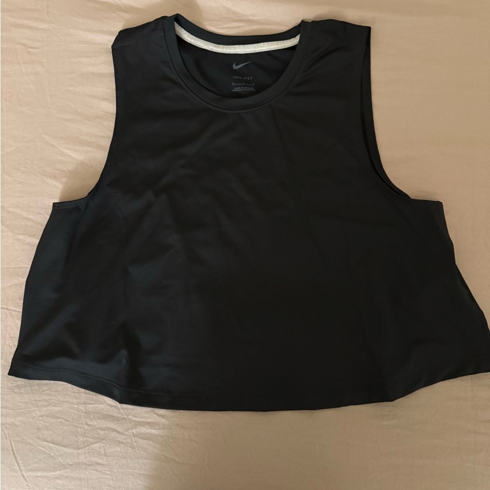 Nike running tank top - Picture 2 of 3